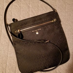 Crossbody Michael Kors Purse